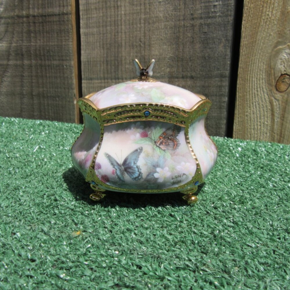 Lena Lui Liu Enchanted Wings Flights Of Fancy Butterfly Music Trinket Box - Picture 3 of 10